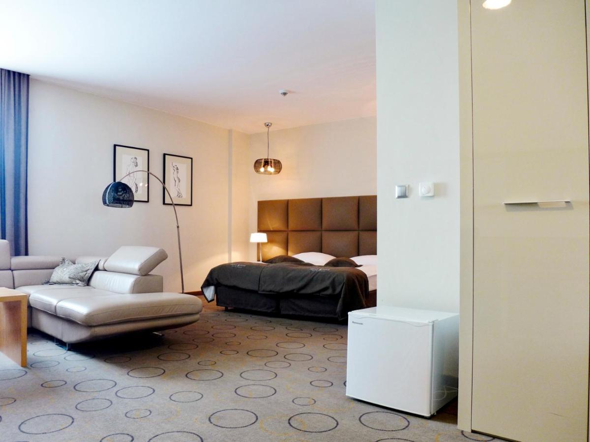 Aroma Stone Hotel Spa Syców Kültér fotó