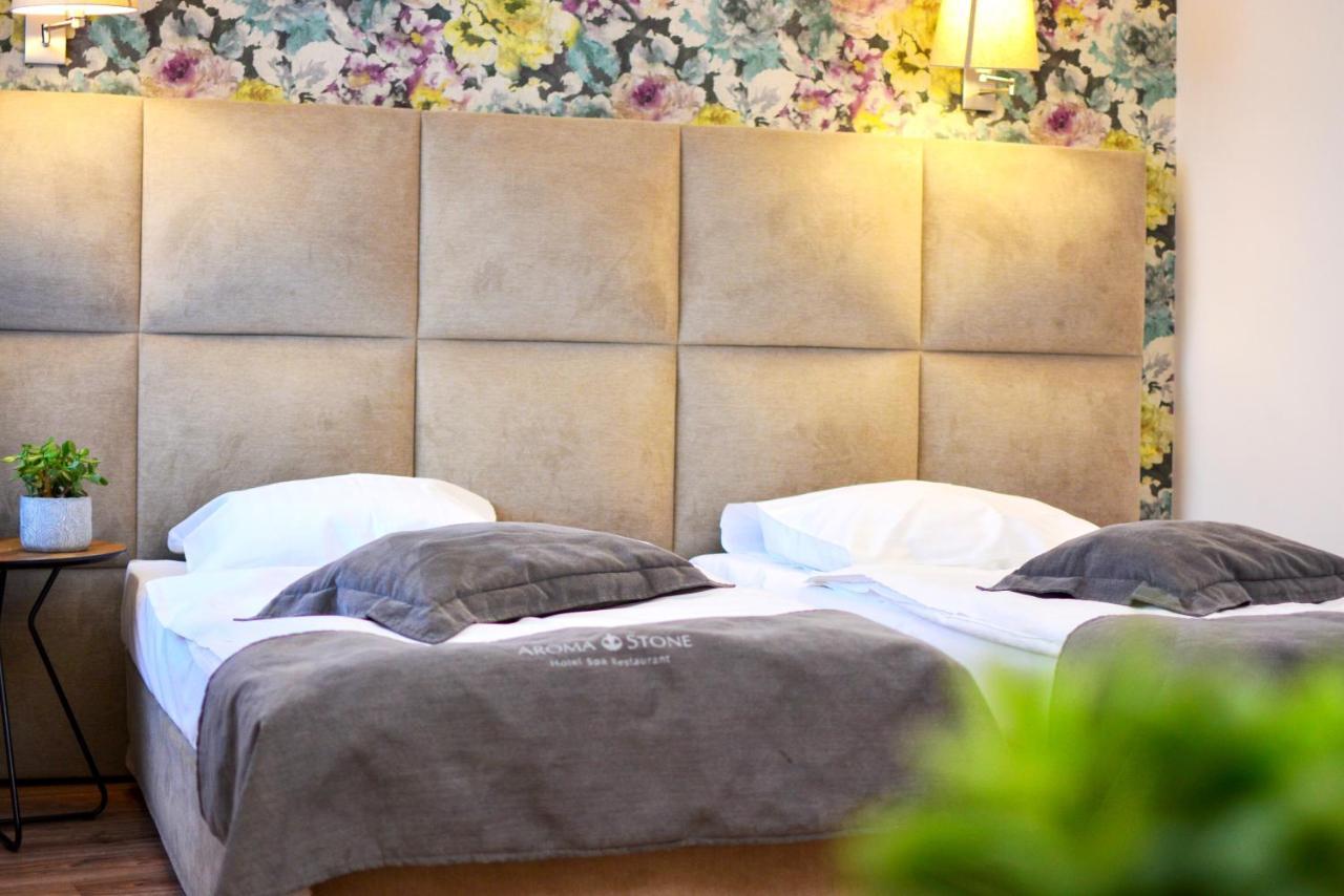 Aroma Stone Hotel Spa Syców Kültér fotó