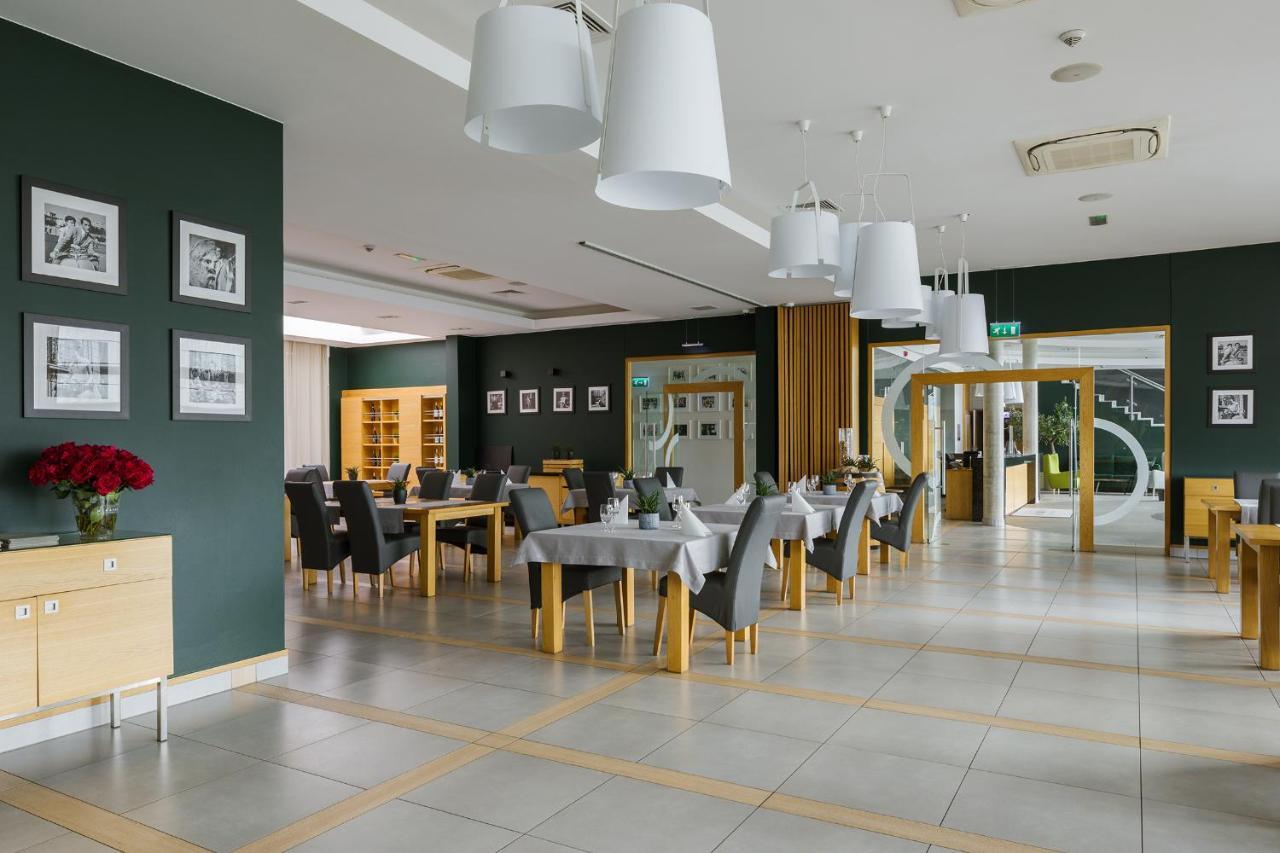 Aroma Stone Hotel Spa Syców Kültér fotó