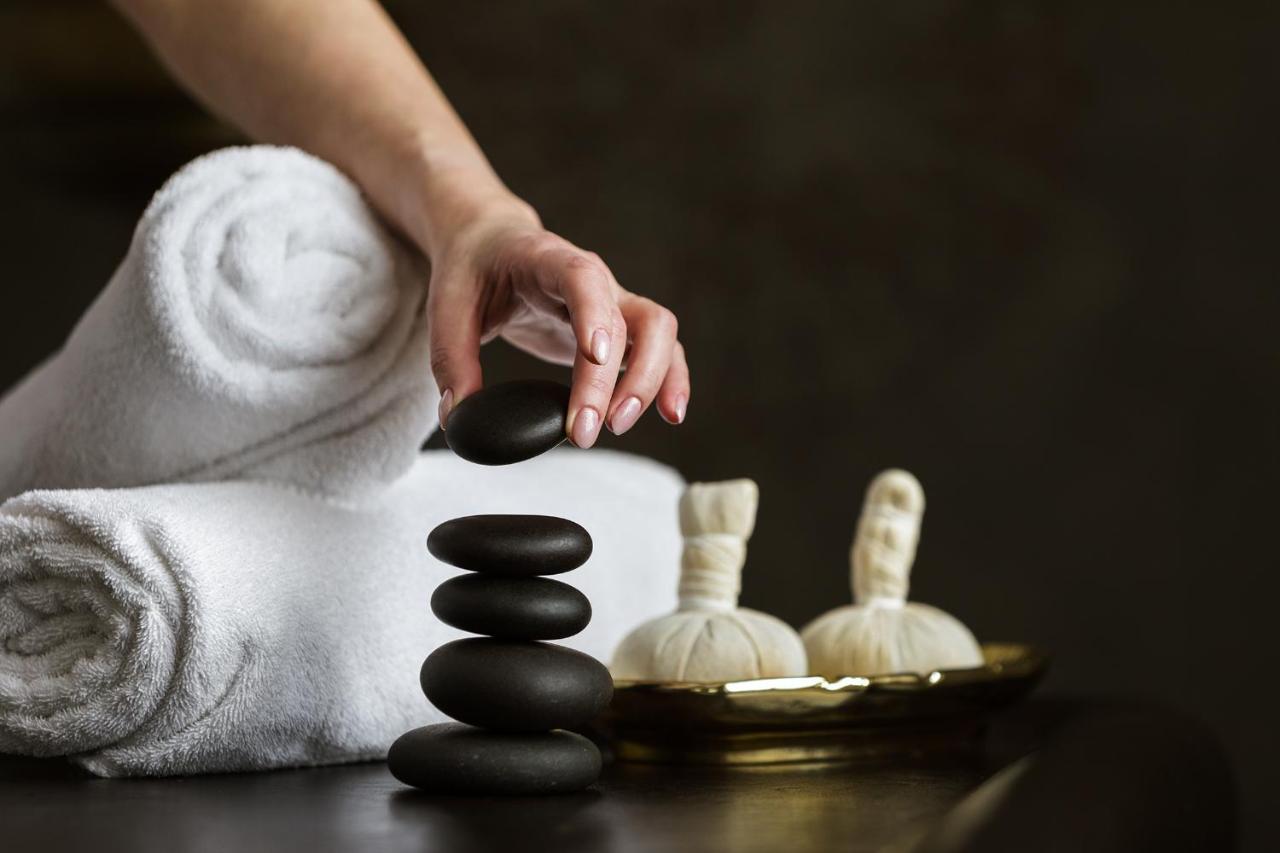Aroma Stone Hotel Spa Syców Kültér fotó