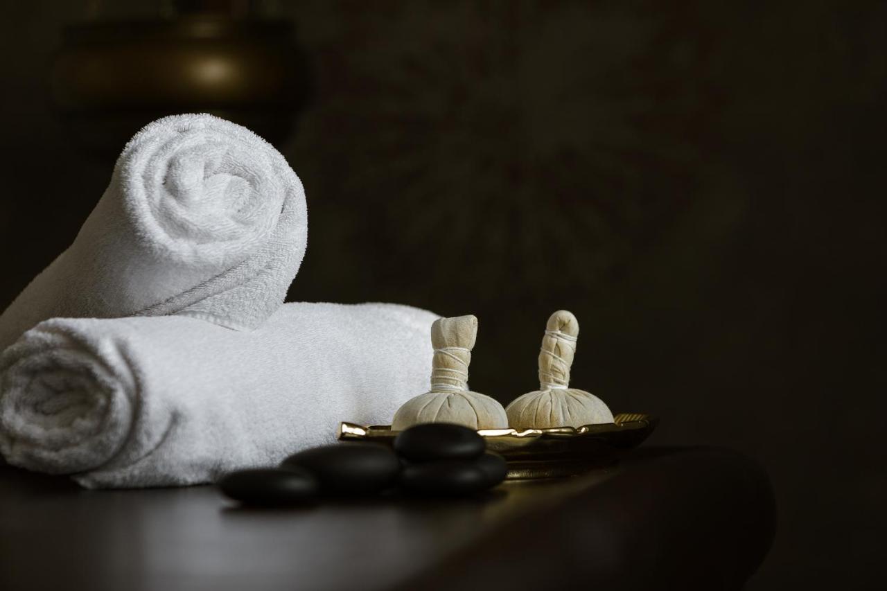 Aroma Stone Hotel Spa Syców Kültér fotó