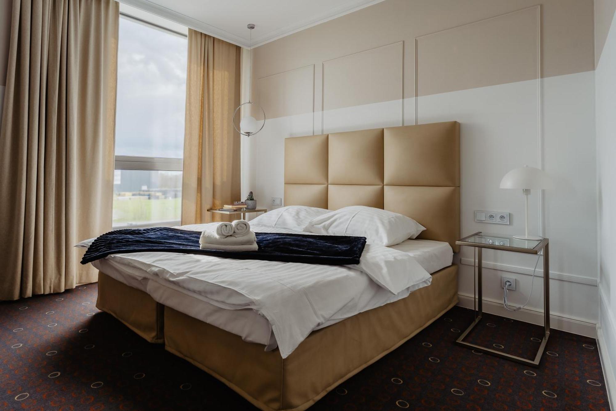 Aroma Stone Hotel Spa Syców Kültér fotó