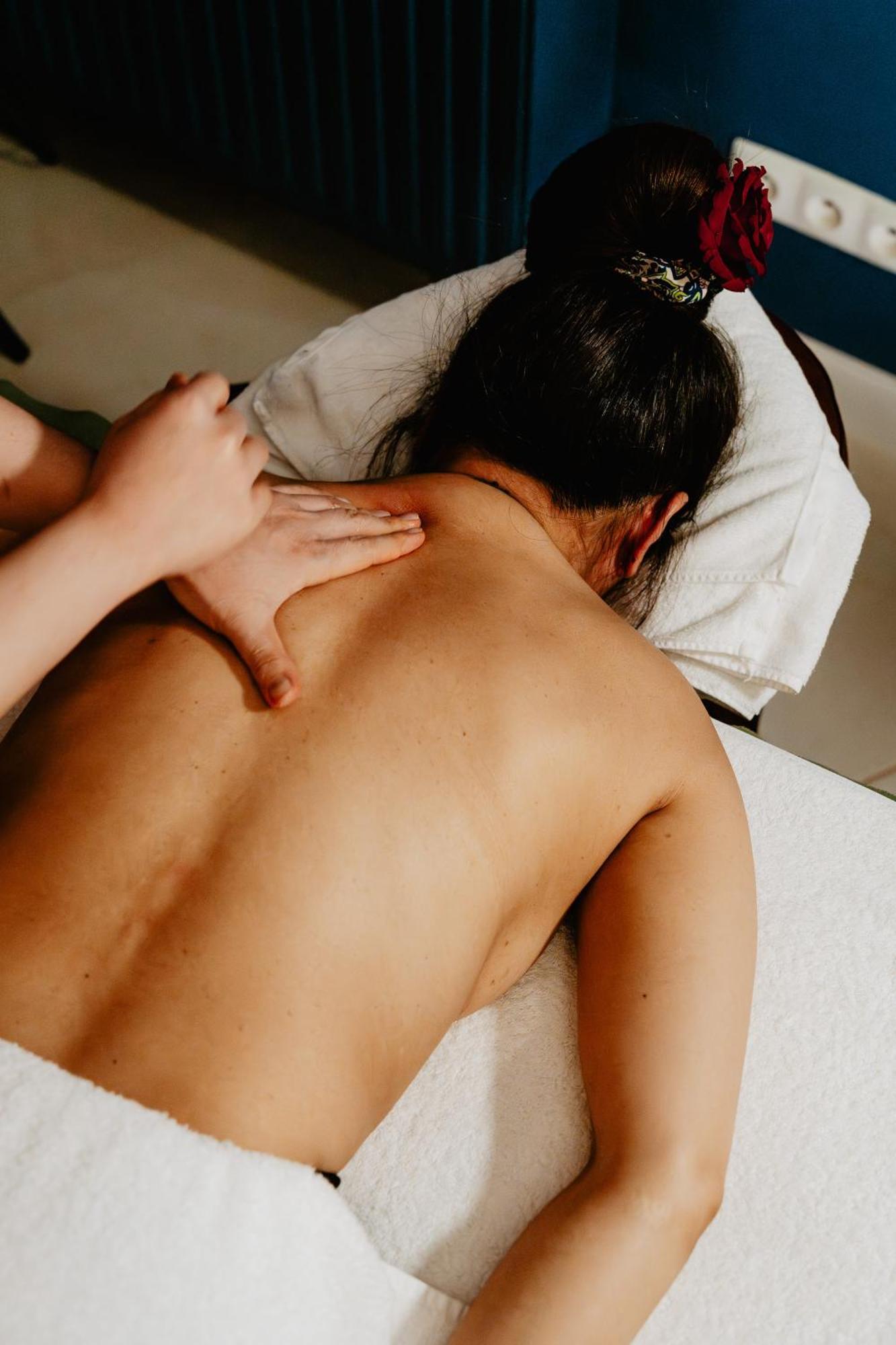 Aroma Stone Hotel Spa Syców Kültér fotó