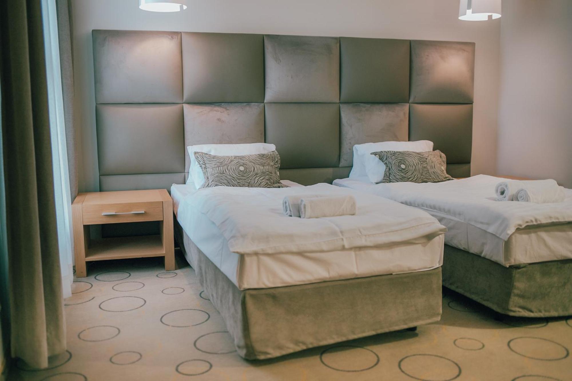Aroma Stone Hotel Spa Syców Kültér fotó