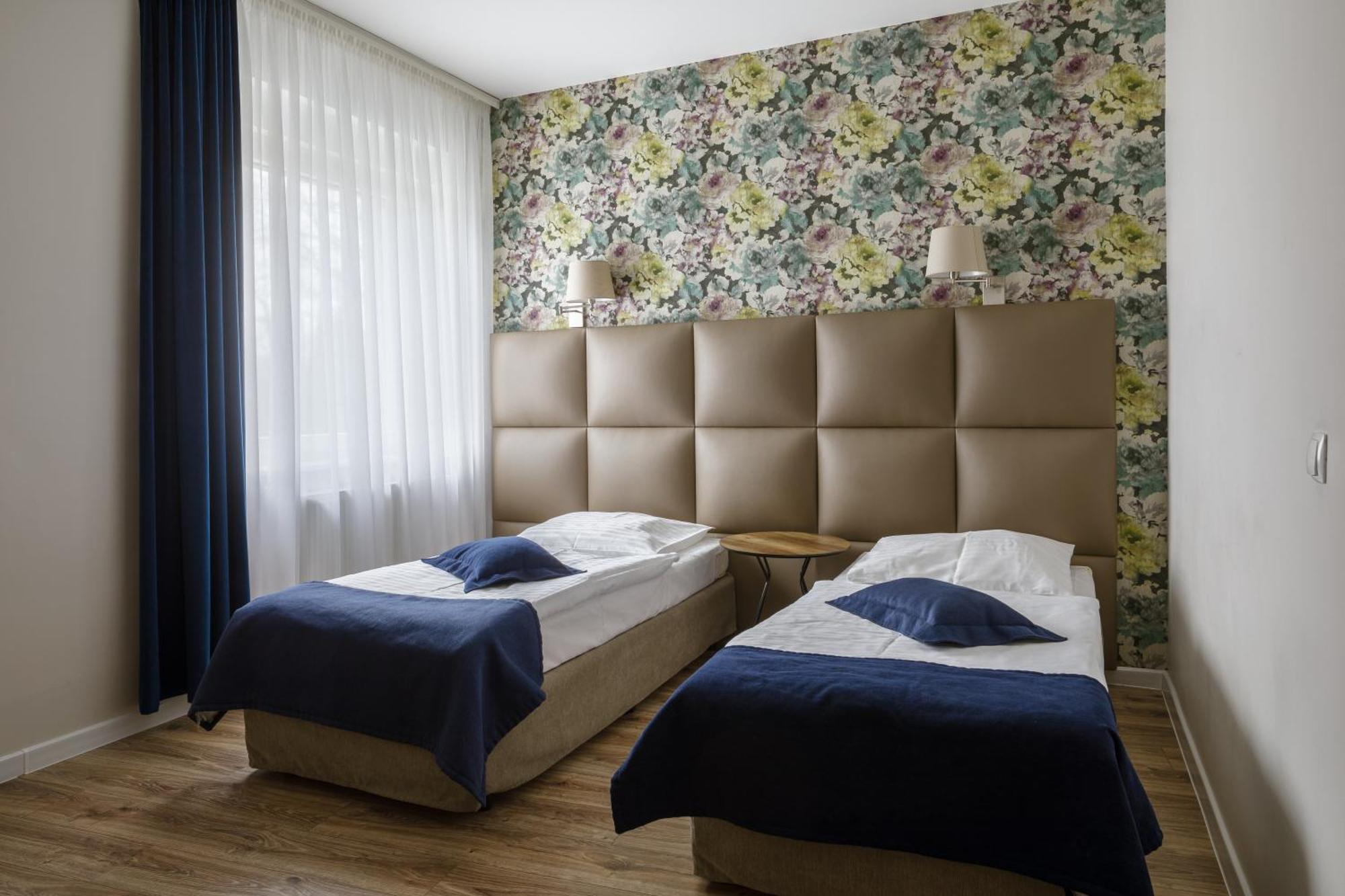 Aroma Stone Hotel Spa Syców Kültér fotó