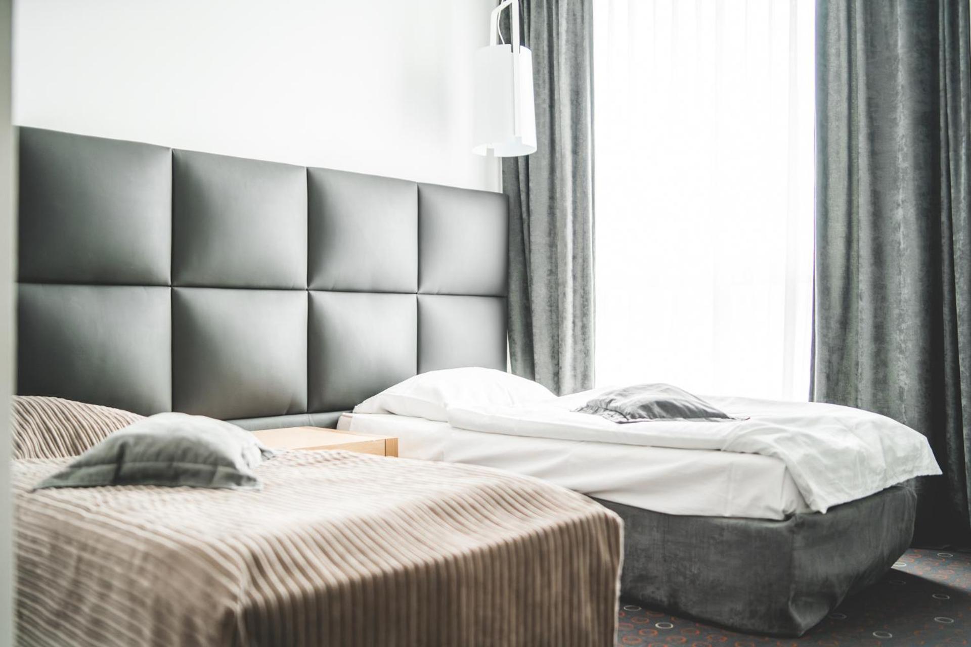 Aroma Stone Hotel Spa Syców Kültér fotó
