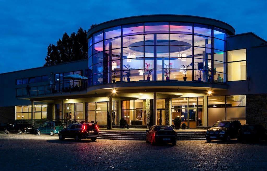 Aroma Stone Hotel Spa Syców Kültér fotó